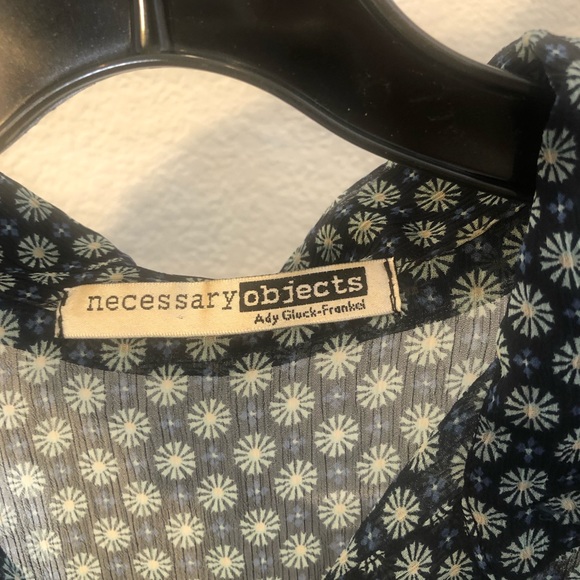Necessary Objects Blue Print Sheer Tailored Blouse. Size M - Picture 3 of 6